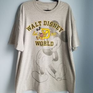 Disney World t-shirt